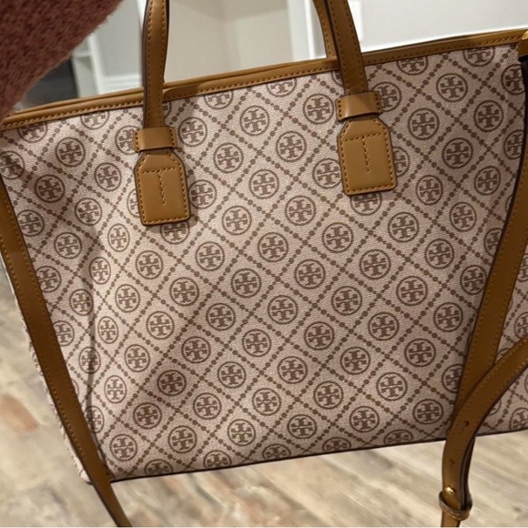 Tory Burch monogram tote - Picture 3 of 5